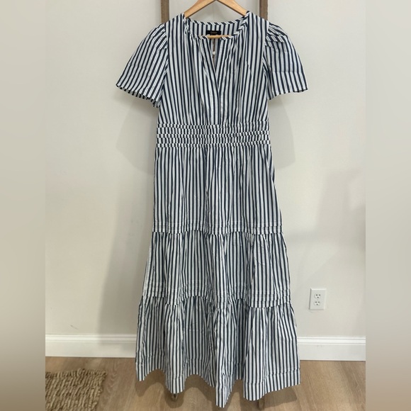 Quince Dresses & Skirts - Quince 100% Organic Cotton Poplin Tiered
Maxi Dress Hudson Stripe Small NWT